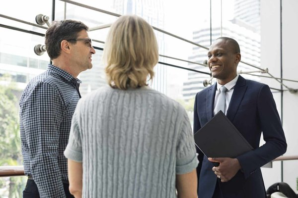 Agence de communication visuelle : pourquoi profiter de ses services ?