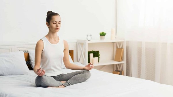 Comment configurer des rappels de méditation quotidienne avec une application sur un iPhone?